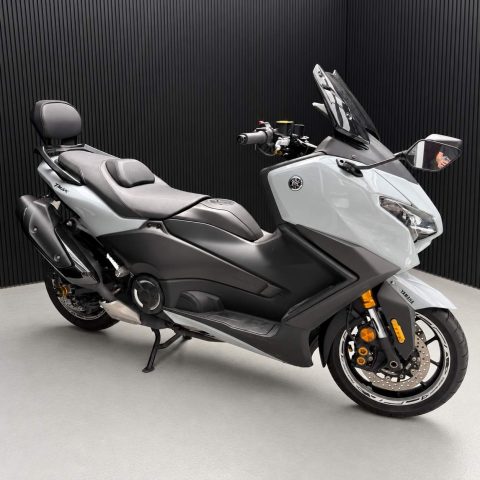 ימאהה TMAX 560 TECHMAX 2025 - תמונה 3 מתוך 6