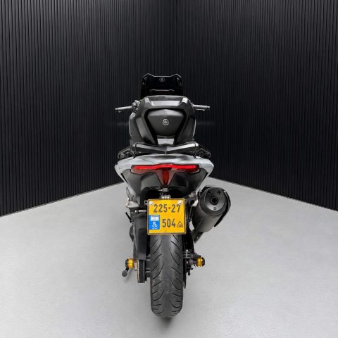ימאהה TMAX 560 TECHMAX 2025 - תמונה 5 מתוך 6