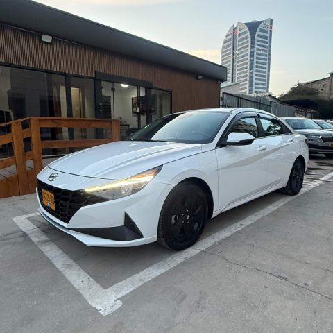 יונדאי אלנטרה HEV PREMIUM 2023