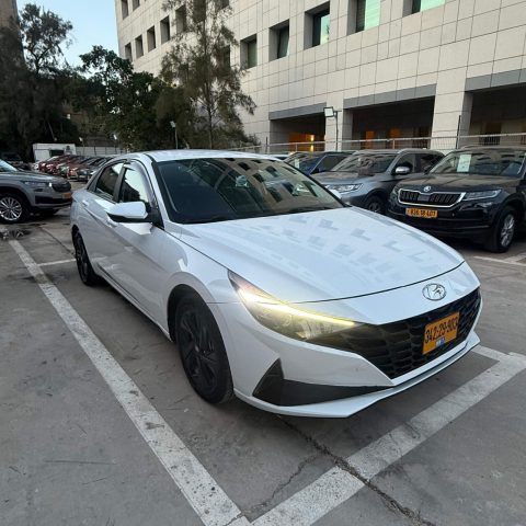 יונדאי אלנטרה HEV PREMIUM 2023 - תמונה 2 מתוך 5