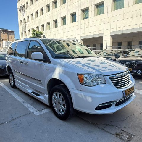 קרייזלר גראנד וויאג'ר TOURING N 2015 - תמונה 3 מתוך 10