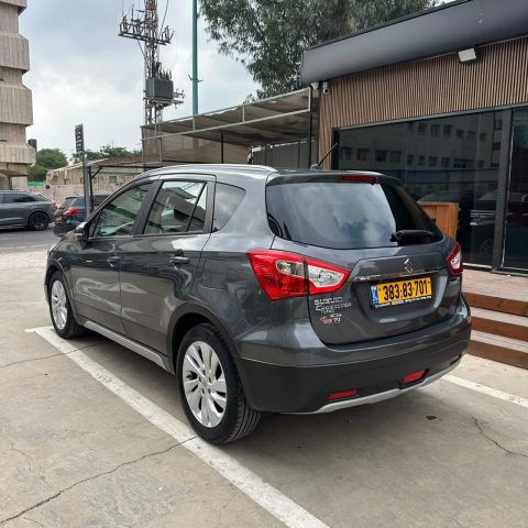 סוזוקי SX4 CROSSOVER GLX 2018 - תמונה 2 מתוך 12