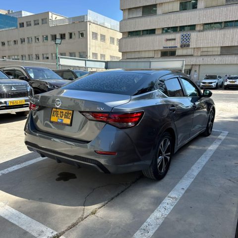 ניסאן סנטרה SV 2TONE 2022 - תמונה 2 מתוך 11
