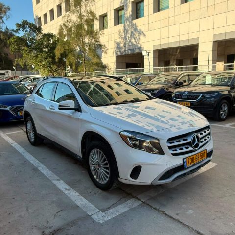 מרצדס-בנץ GLA200 STYLE FLT SB 2019 - תמונה 5 מתוך 12