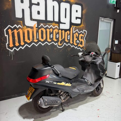 פיאג'ו X-EVO 250 2016 - תמונה 3 מתוך 3