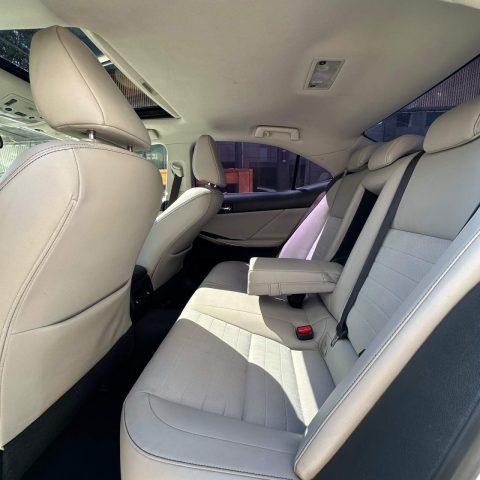 לקסוס IS300H EXECUTIVE 2015 - תמונה 12 מתוך 12