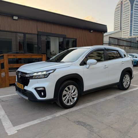 סוזוקי S-Cross GLX HYBRID 2023