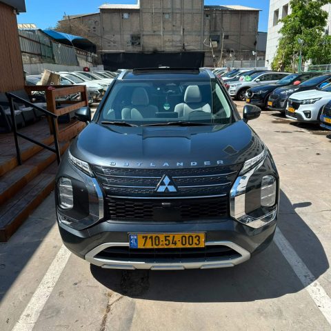 מיצובישי אאוטלנדר INSTYLE PLUS 2024 - תמונה 2 מתוך 10