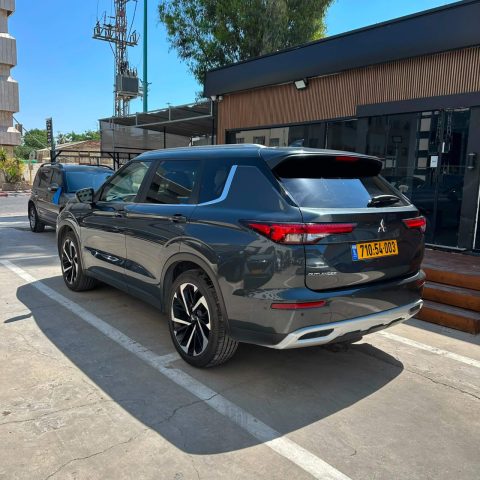 מיצובישי אאוטלנדר INSTYLE PLUS 2024 - תמונה 8 מתוך 10